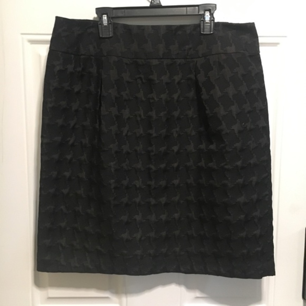 Merona Black Knee length Pencil Skirt